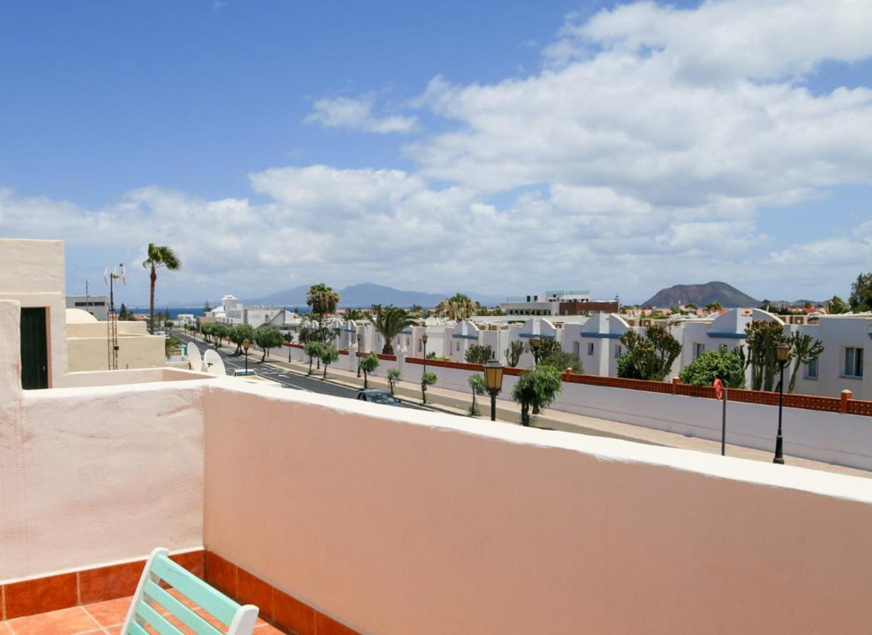 Villa Con Piscina Cerca De Las Dunas De 科拉雷侯 外观 照片