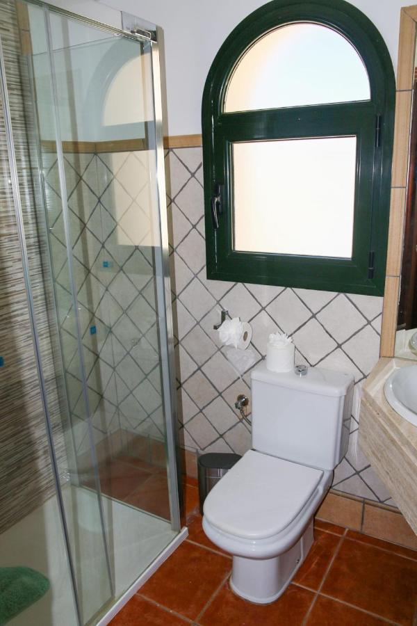 Villa Con Piscina Cerca De Las Dunas De 科拉雷侯 外观 照片
