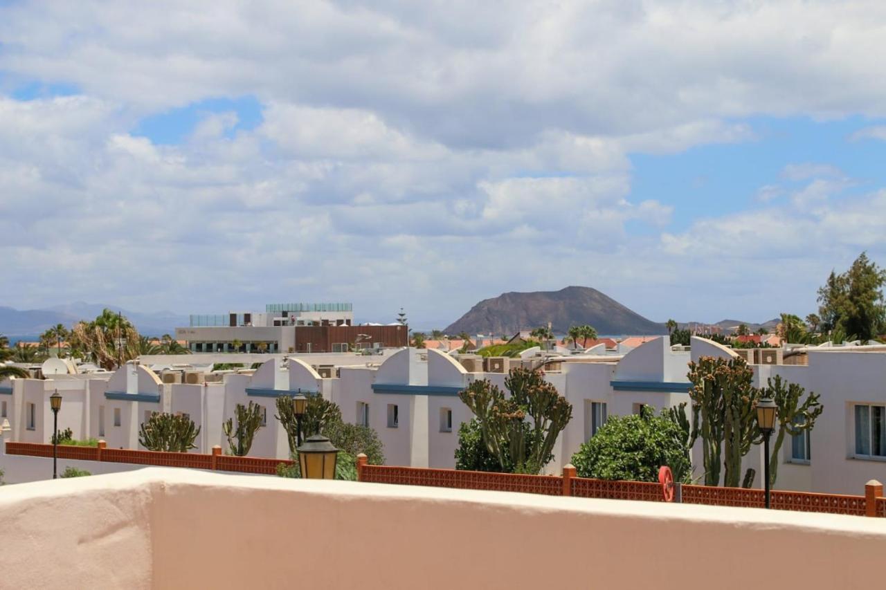 Villa Con Piscina Cerca De Las Dunas De 科拉雷侯 外观 照片