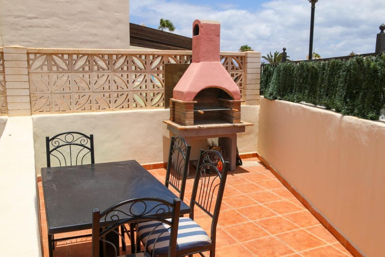 Villa Con Piscina Cerca De Las Dunas De 科拉雷侯 外观 照片